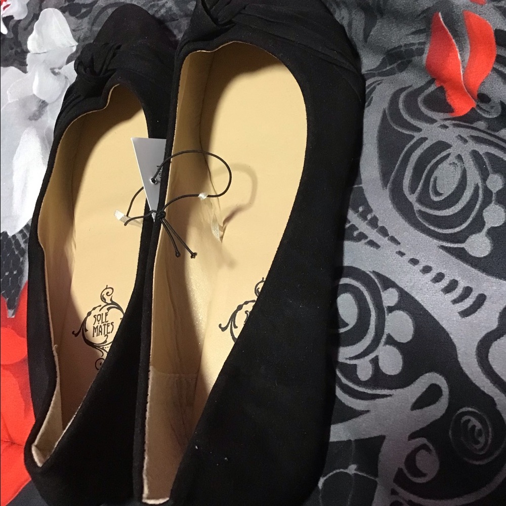 Women’s flats